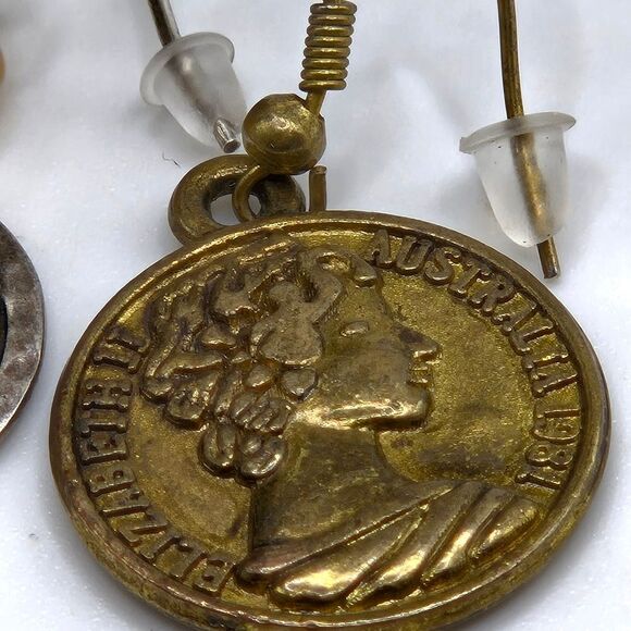 "5/$25" Small Leather Flower Bracelet & Mismatched Coin Disc Dangle Earrings - Picture 11 of 14